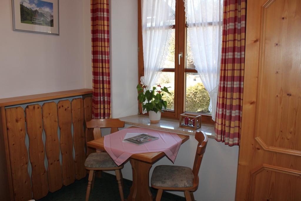 Pension Lugeck ベルヒテスガーデン 部屋 写真